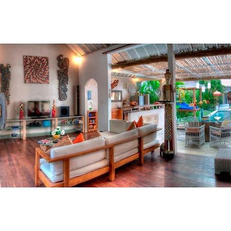 Coco Poco Villa Seminyak Exteriör bild