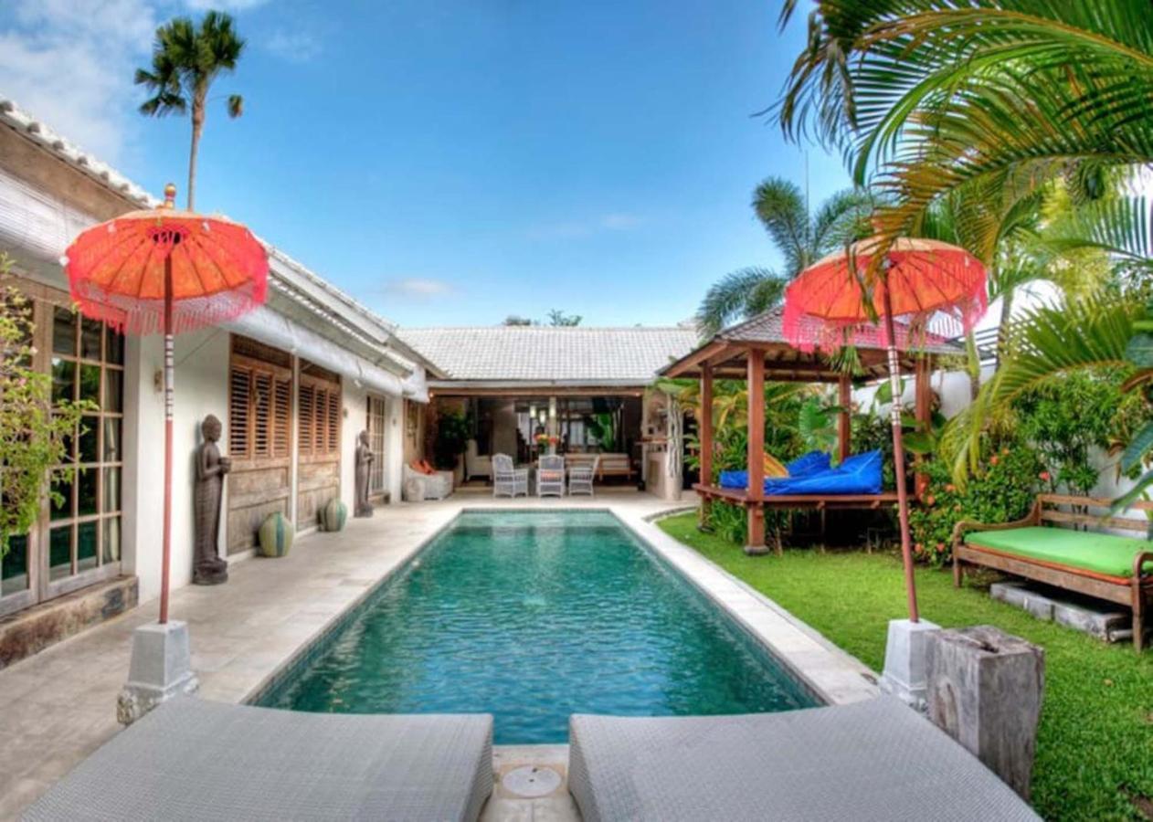 Coco Poco Villa Seminyak Exteriör bild